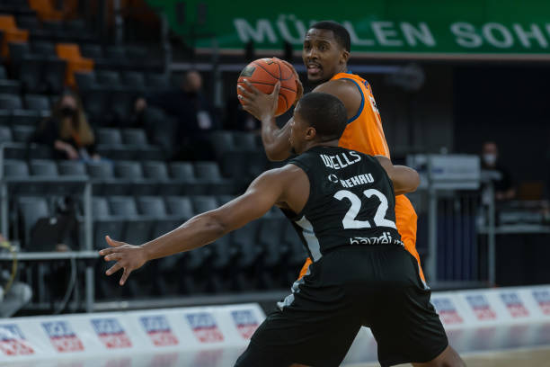 战术调整 战术调整