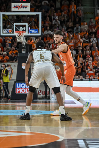 通过这样的 通过这样的